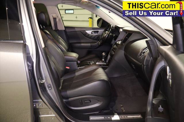 Used 2017 INFINITI QX70 AWD image 31