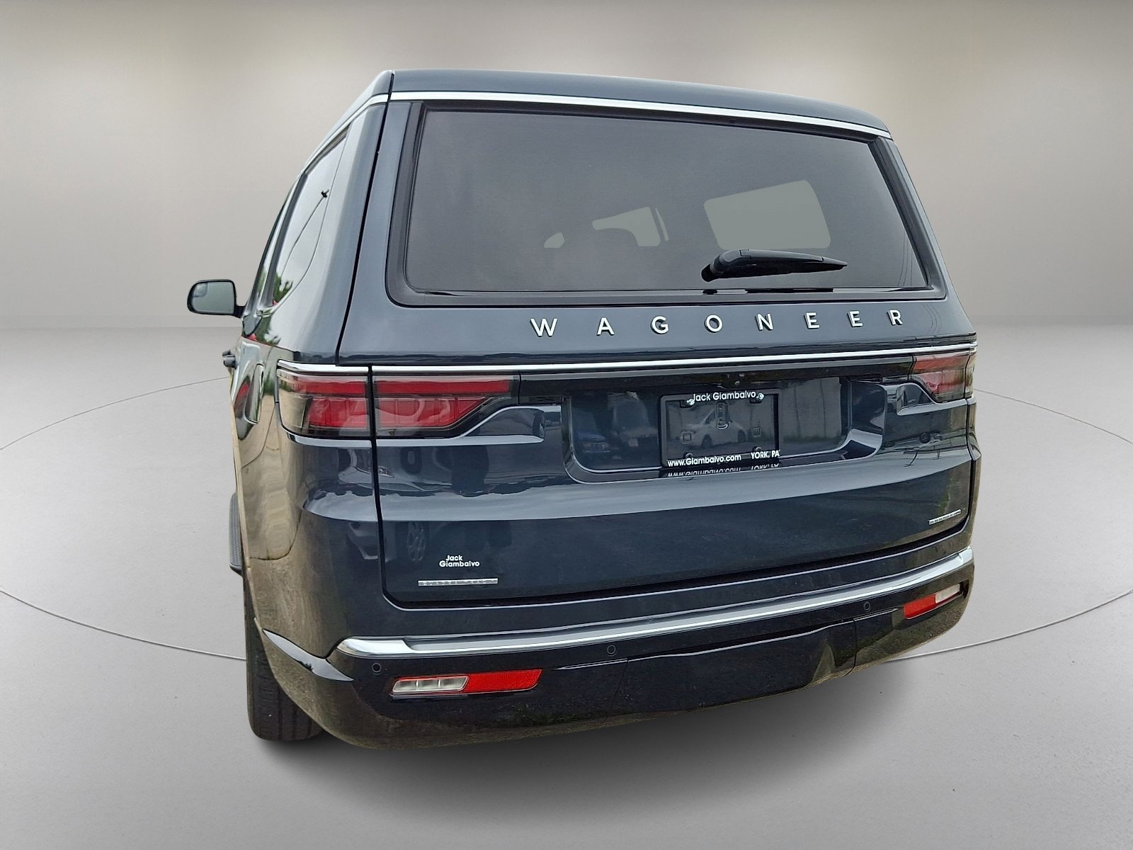 Used 2023 Jeep Wagoneer Series II AWD/4WD image 7