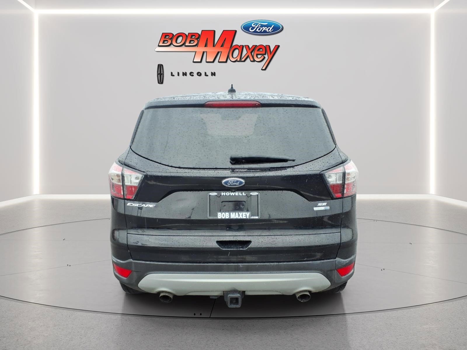 Used 2017 Ford Escape SE image 6