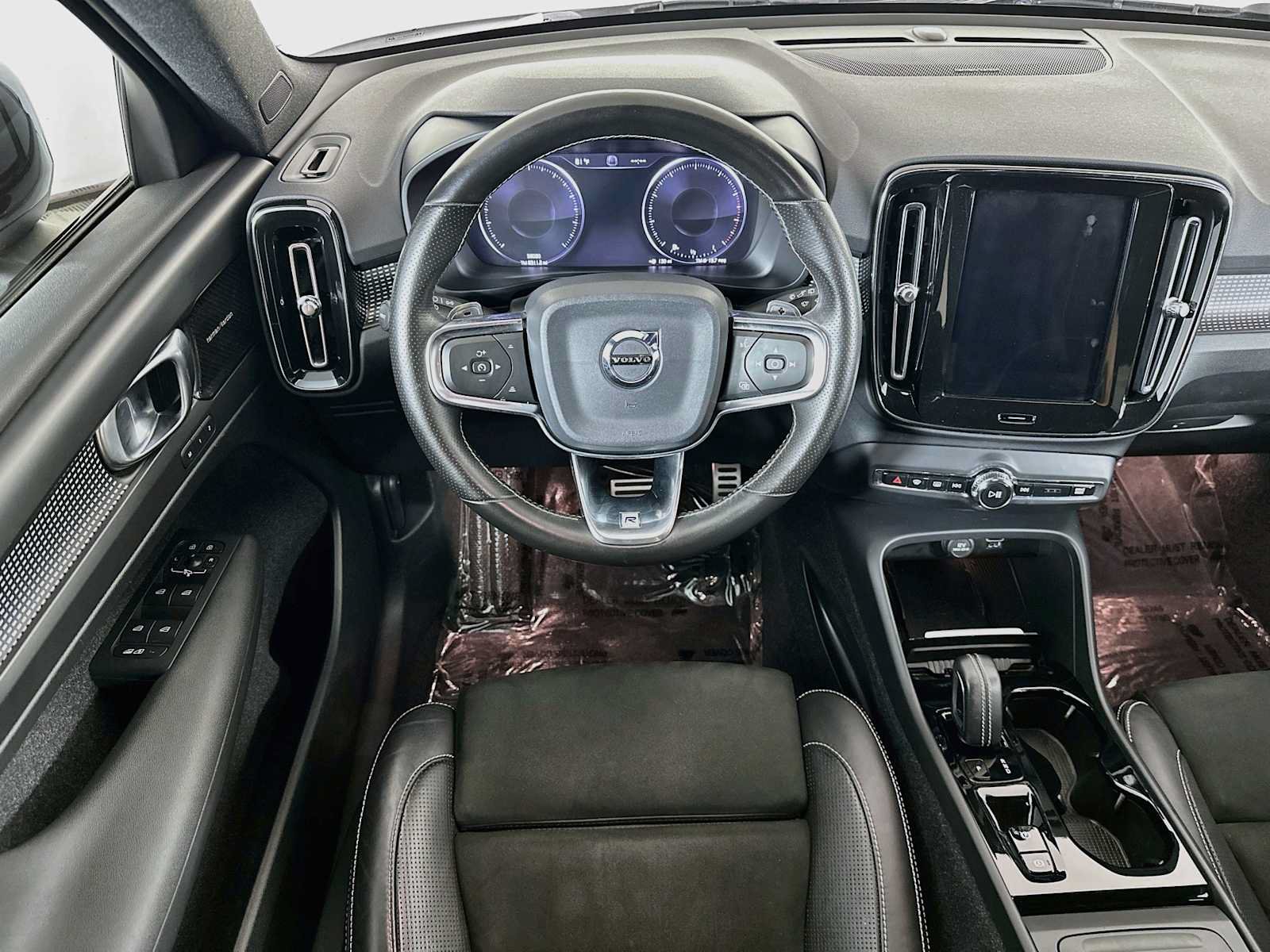 Used 2020 Volvo XC40 T5 R-Design w/ Protection Package Premier AWD/4WD image 21