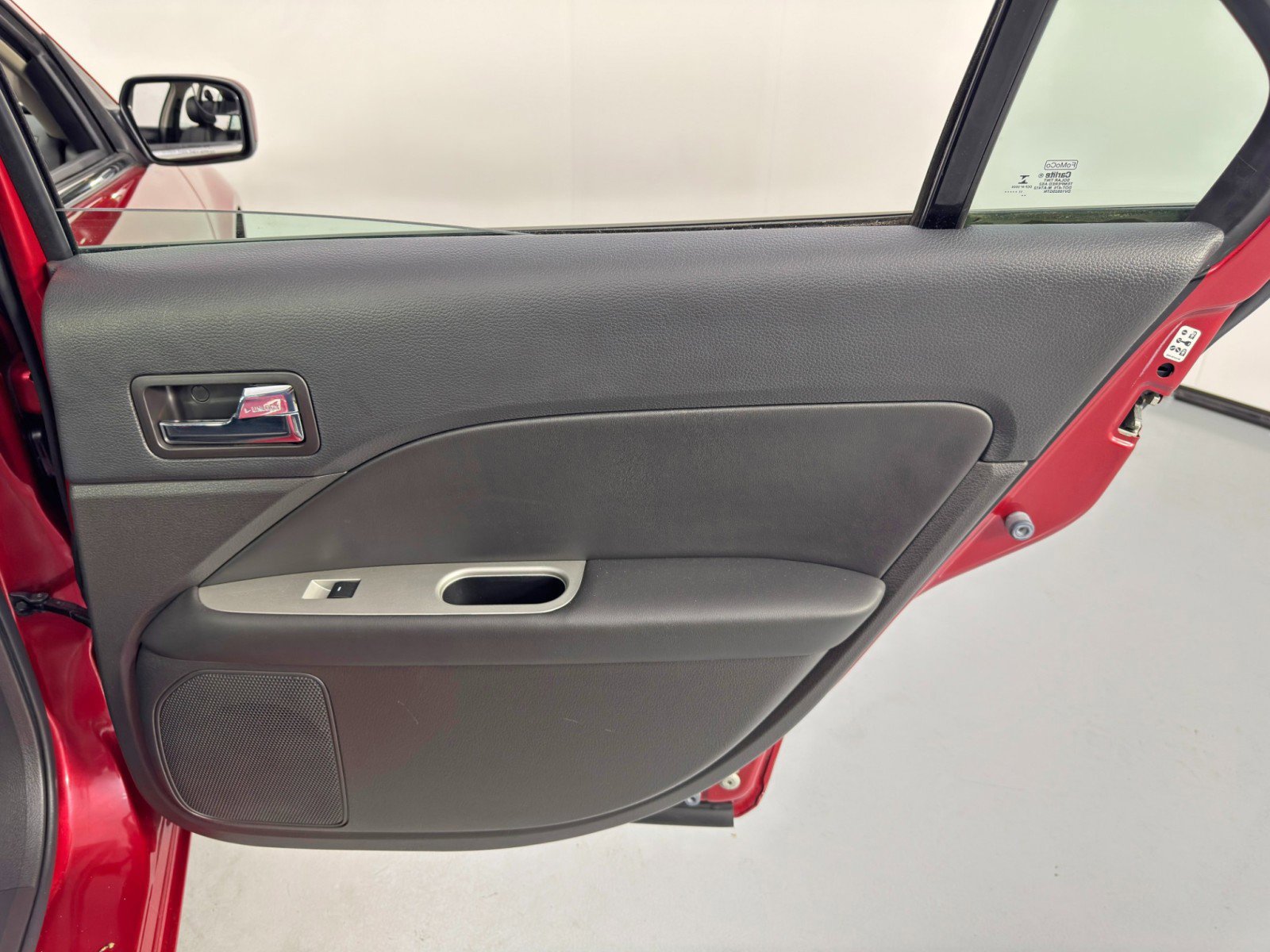 Used 2012 Ford Fusion SEL image 37