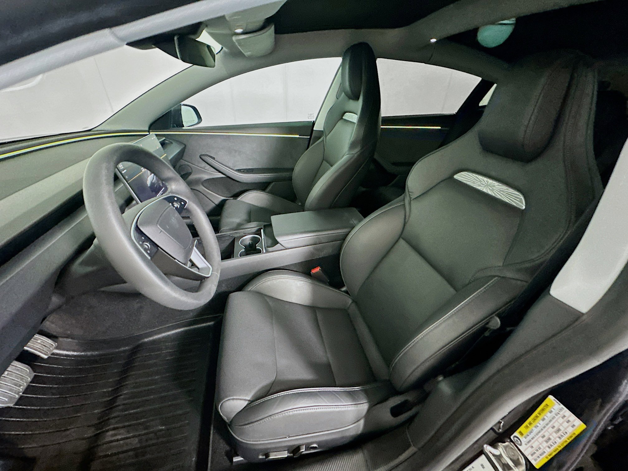 Used 2024 Tesla Model 3 Performance image 13