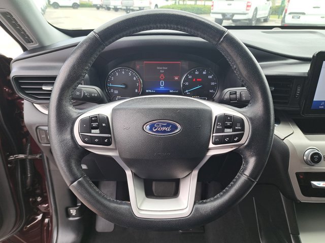 Certified 2022 Ford Explorer XLT image 26