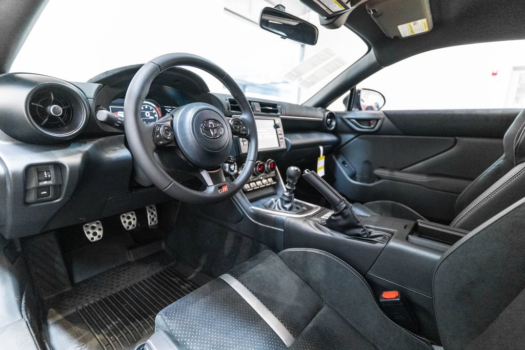 New 2026 Toyota GR86 Premium w/ Performance Package RWD image 4