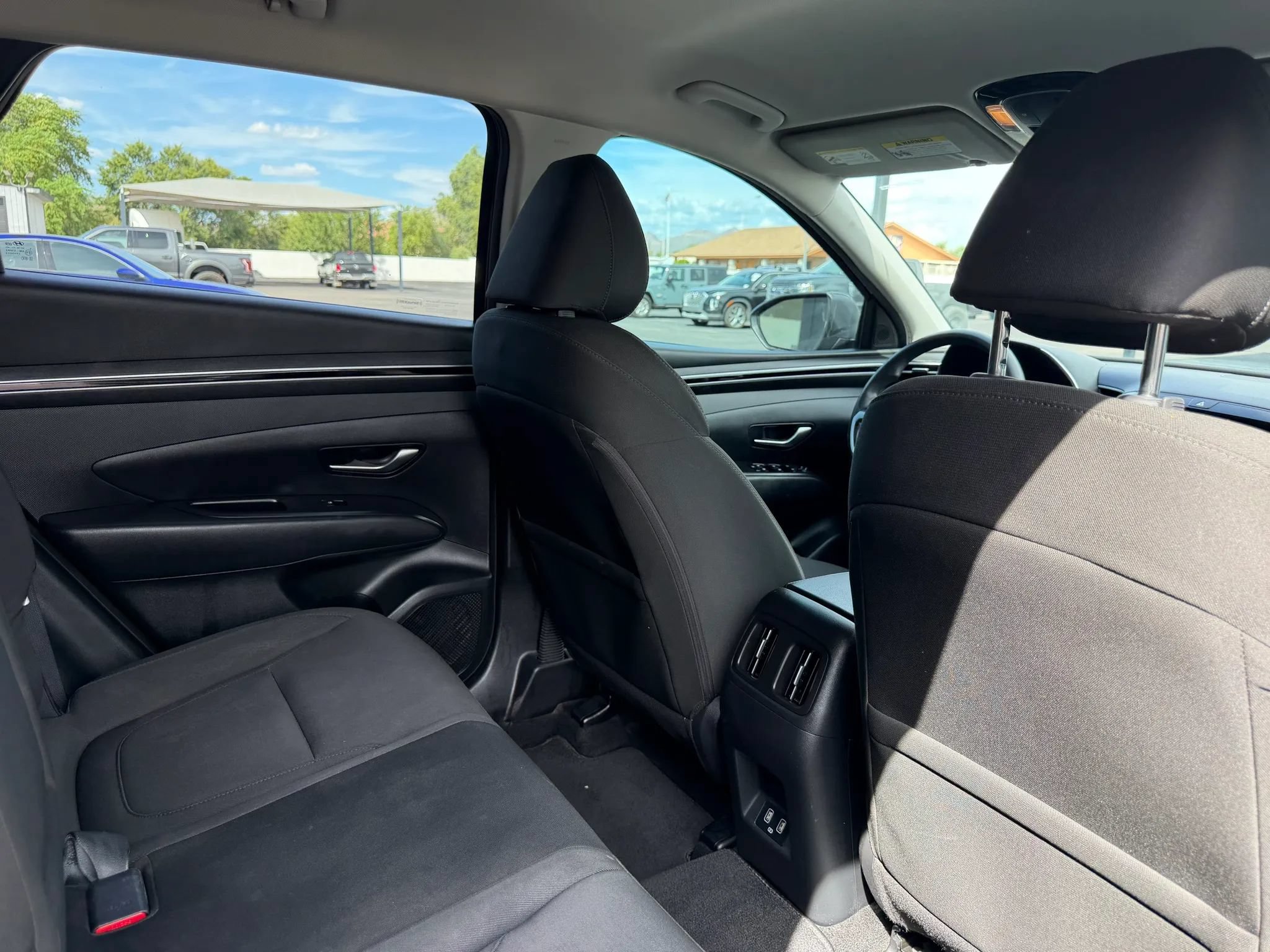Used 2022 Hyundai Tucson Blue AWD/4WD image 24