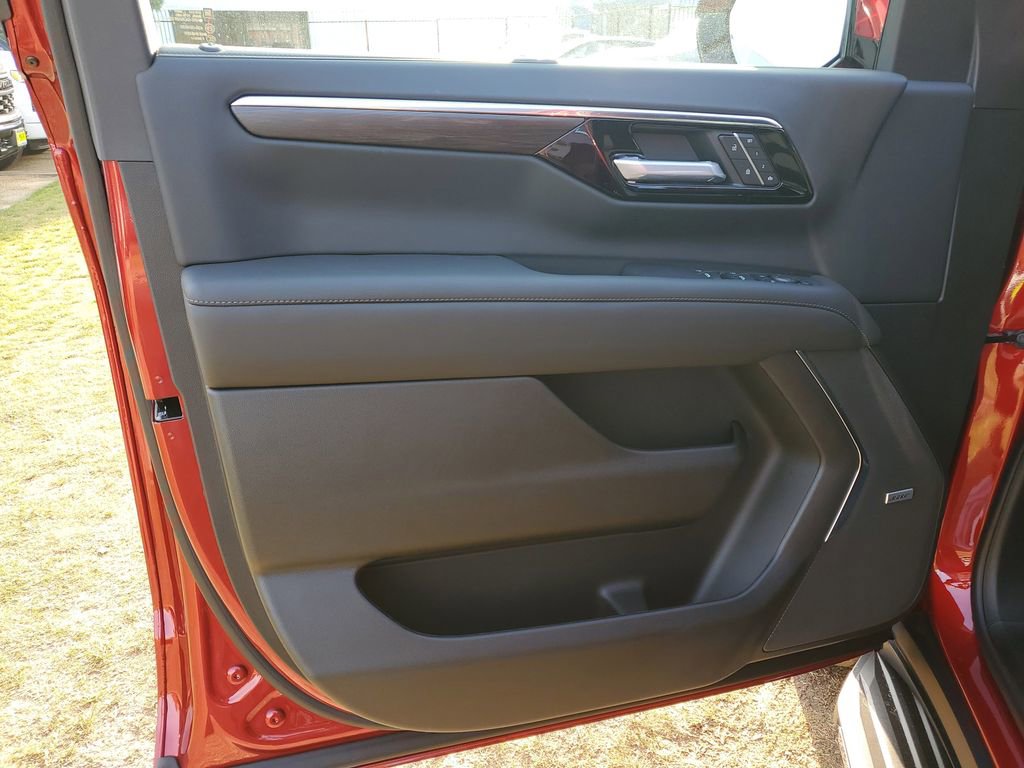 New 2026 Chevrolet Tahoe LT w/ Comfort Package image 21