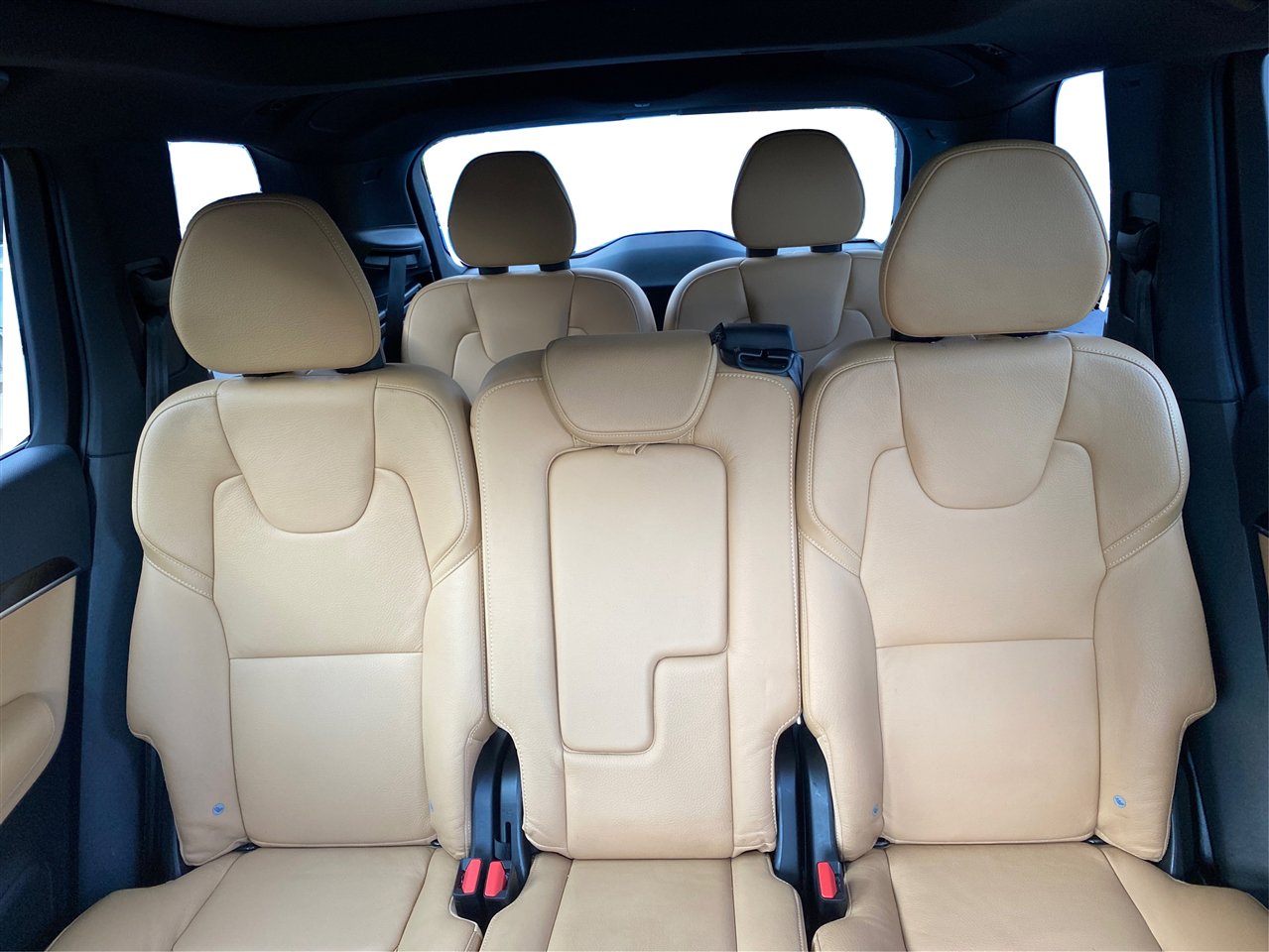 Used 2018 Volvo XC90 T6 Momentum w/ Convenience Package image 26