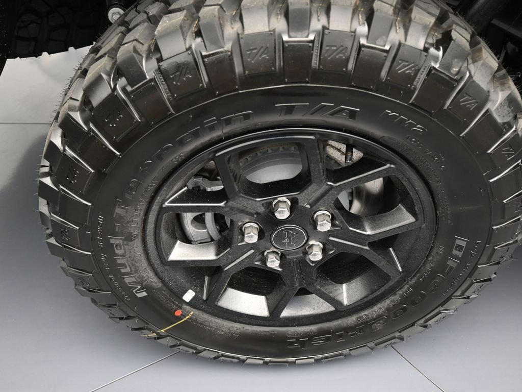 Used 2025 Jeep Gladiator Sport image 40