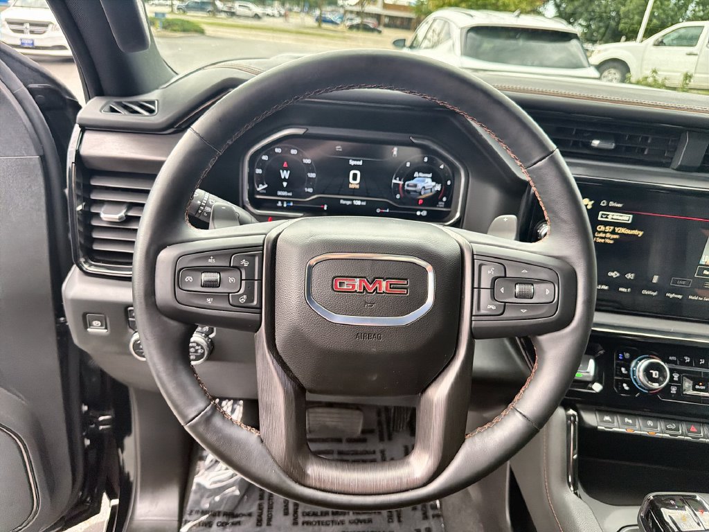 Used 2024 GMC Sierra 1500 AT4 w/ Technology Package AWD/4WD image 11