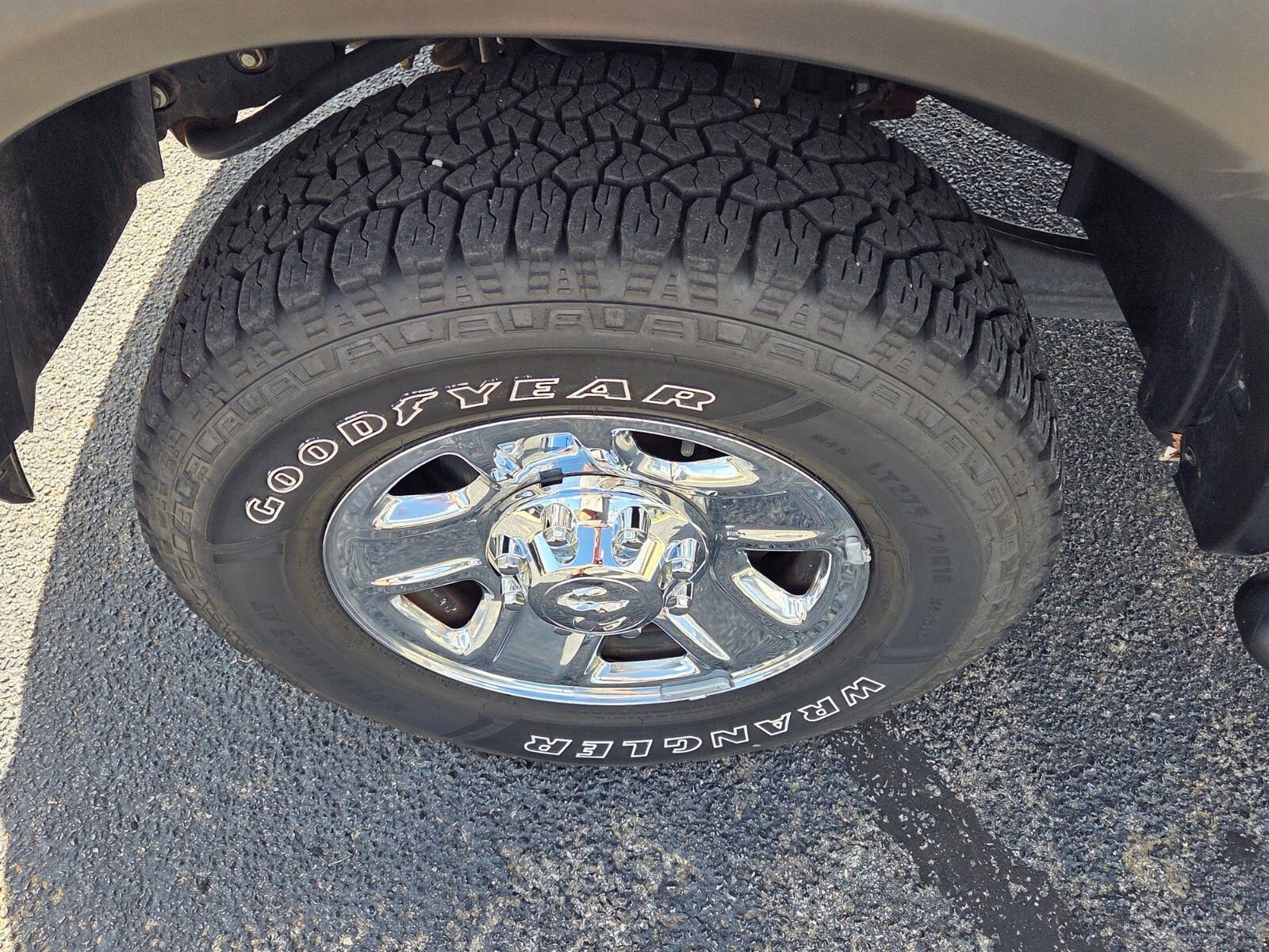 Used 2018 RAM 2500 SLT w/ Protection Group image 18