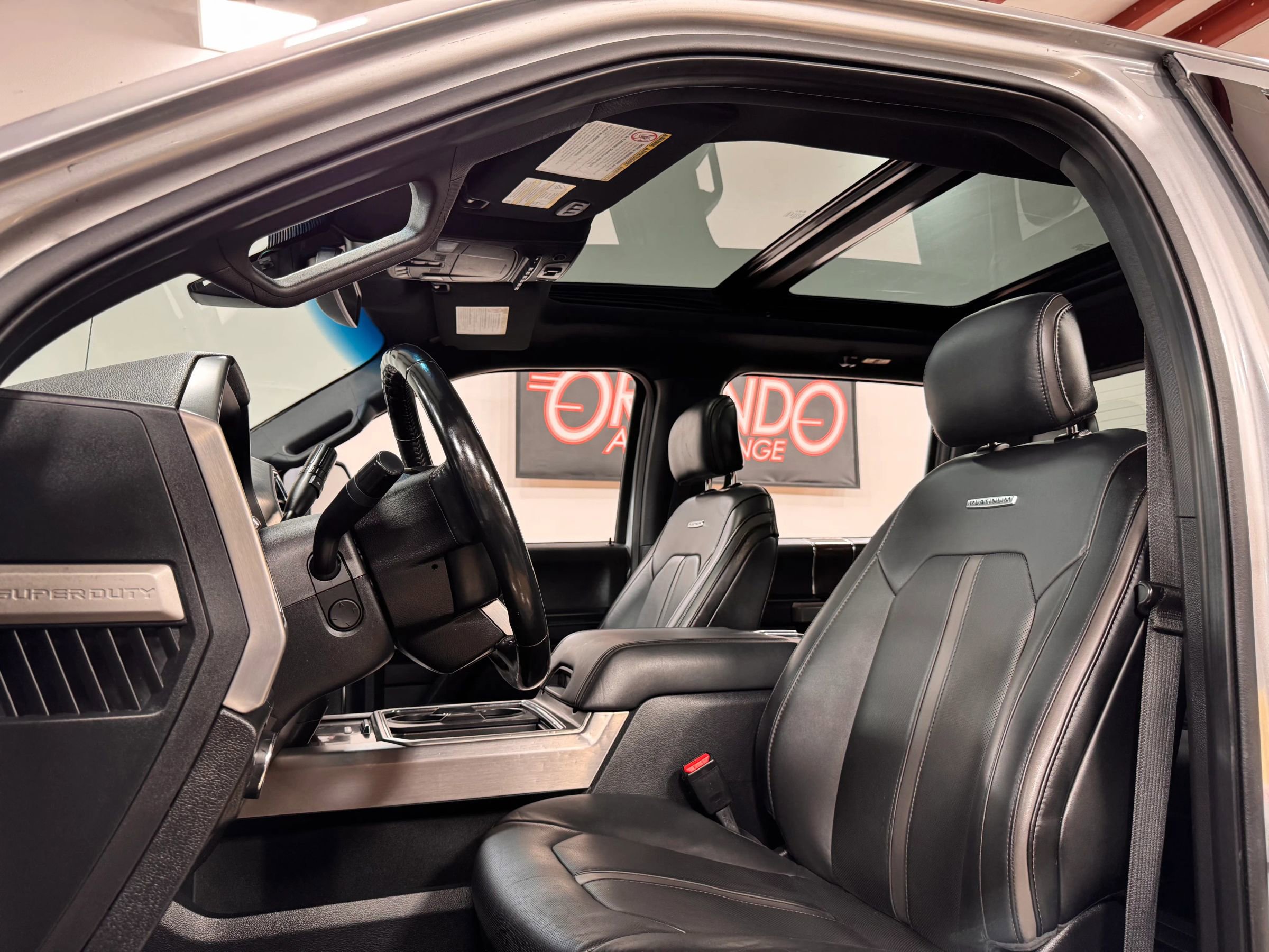 Used 2017 Ford F250 Platinum w/ Platinum Ultimate Package image 13