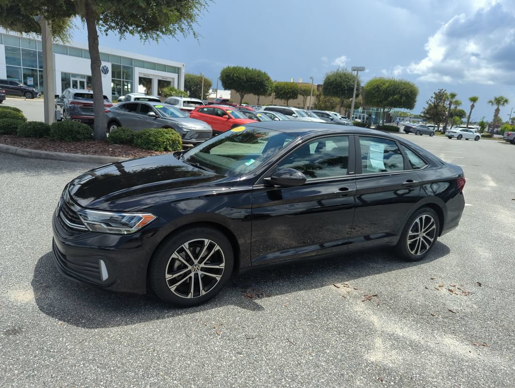 Used 2024 Volkswagen Jetta Sport FWD image 13