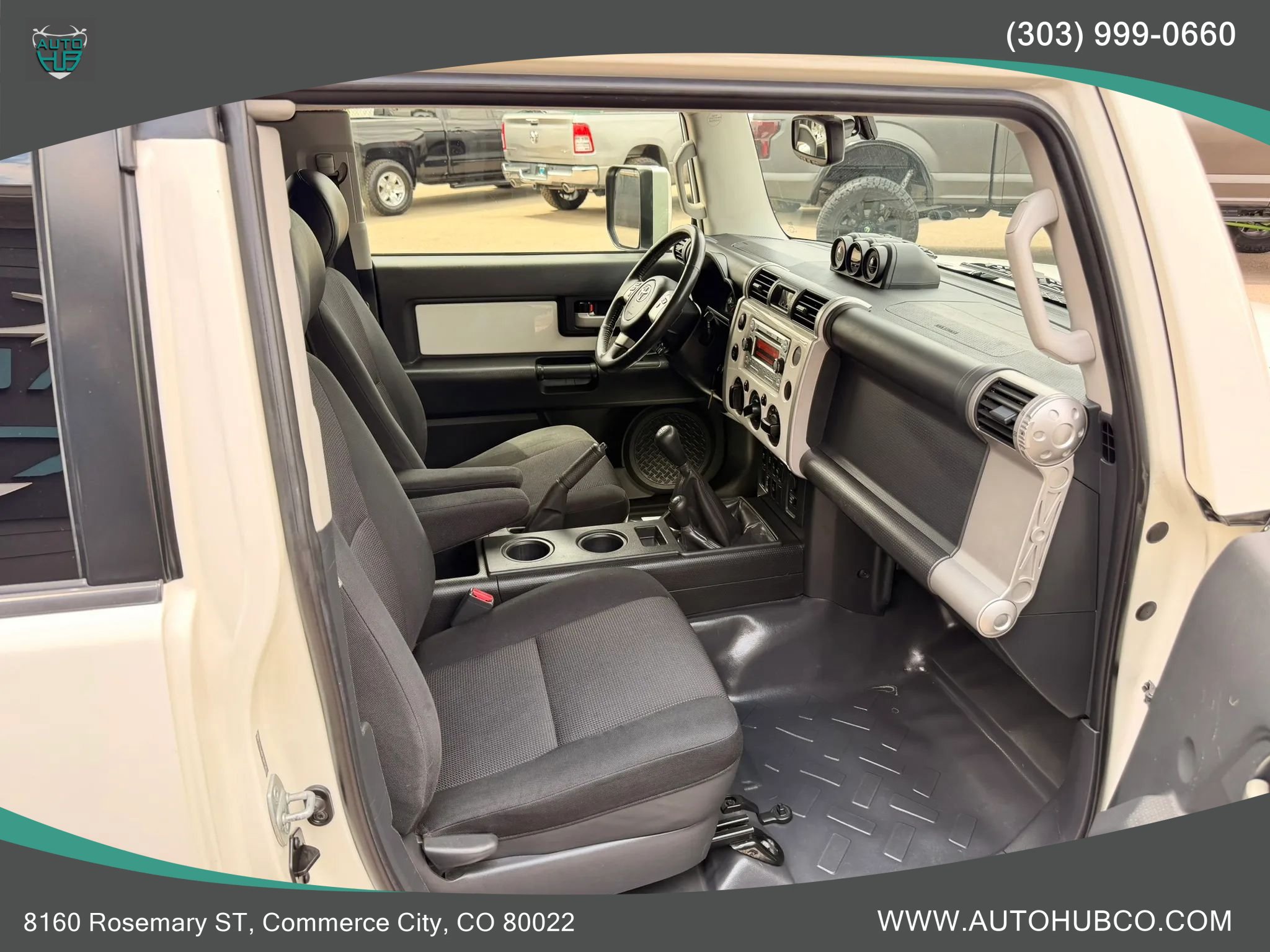 Used 2013 Toyota FJ Cruiser 4WD w/ Upgrade Pkg image 11
