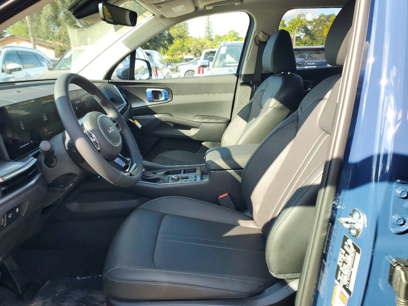 New 2025 Kia Sorento EX w/ Panoramic Sunroof Package image 10