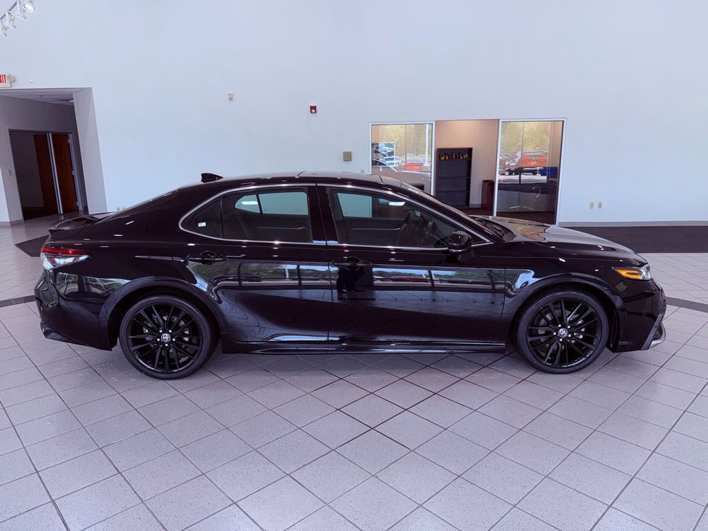Used 2022 Toyota Camry XSE w/ Navigation Package FWD image 17
