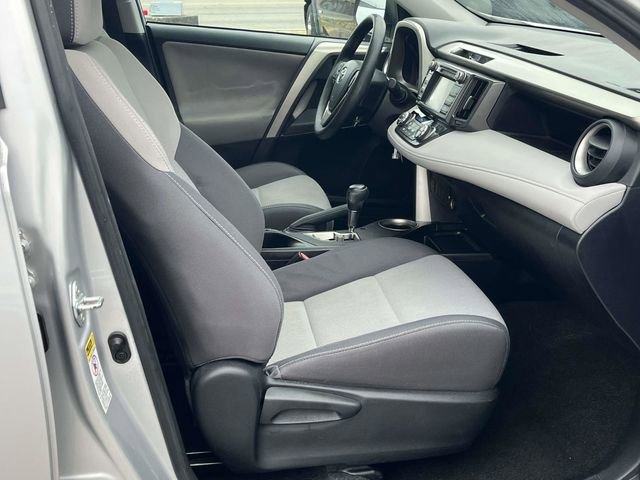 Used 2015 Toyota RAV4 XLE image 23