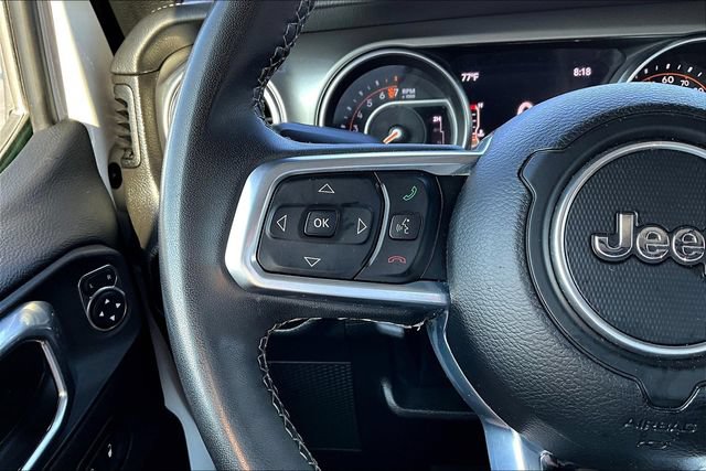 Used 2023 Jeep Gladiator Overland AWD/4WD image 12