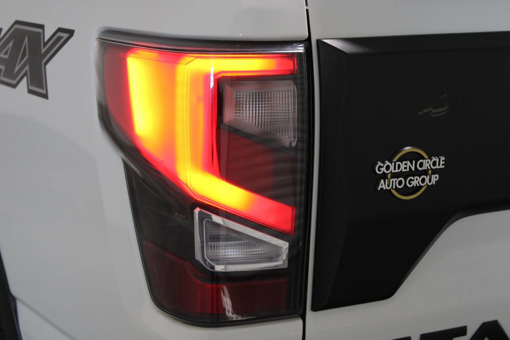 Used 2020 Nissan Titan PRO-4X w/ Pro-4x Convenience Package AWD/4WD image 55
