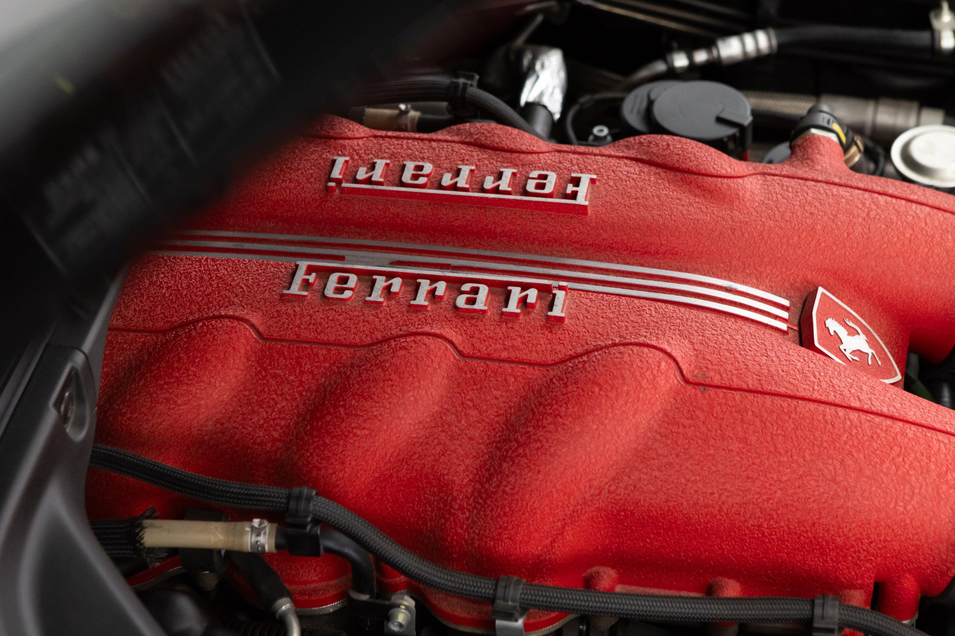 Used 2010 Ferrari California image 95