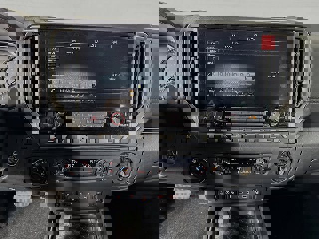 New 2025 Nissan Frontier SV w/ SV Convenience Package image 17