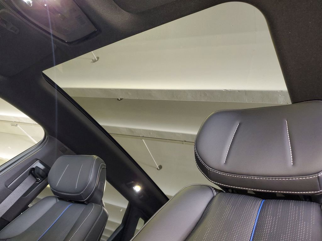 New 2026 Cadillac Lyriq Sport RWD image 17