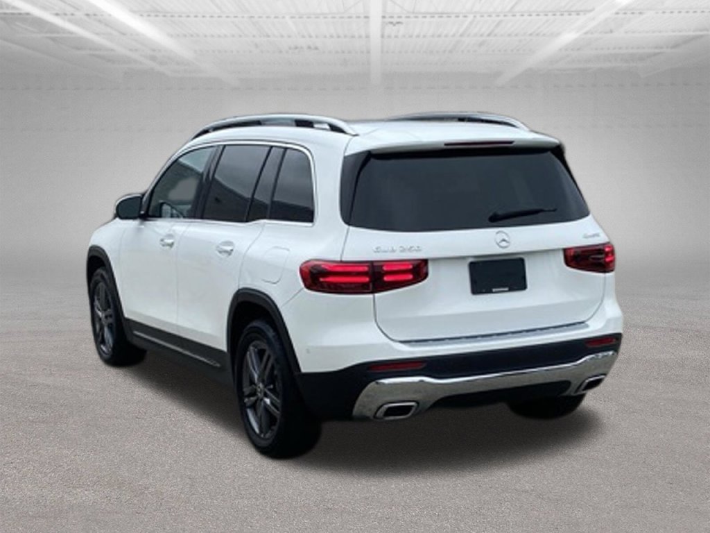 Used 2026 Mercedes-Benz GLB 250 4MATIC image 12