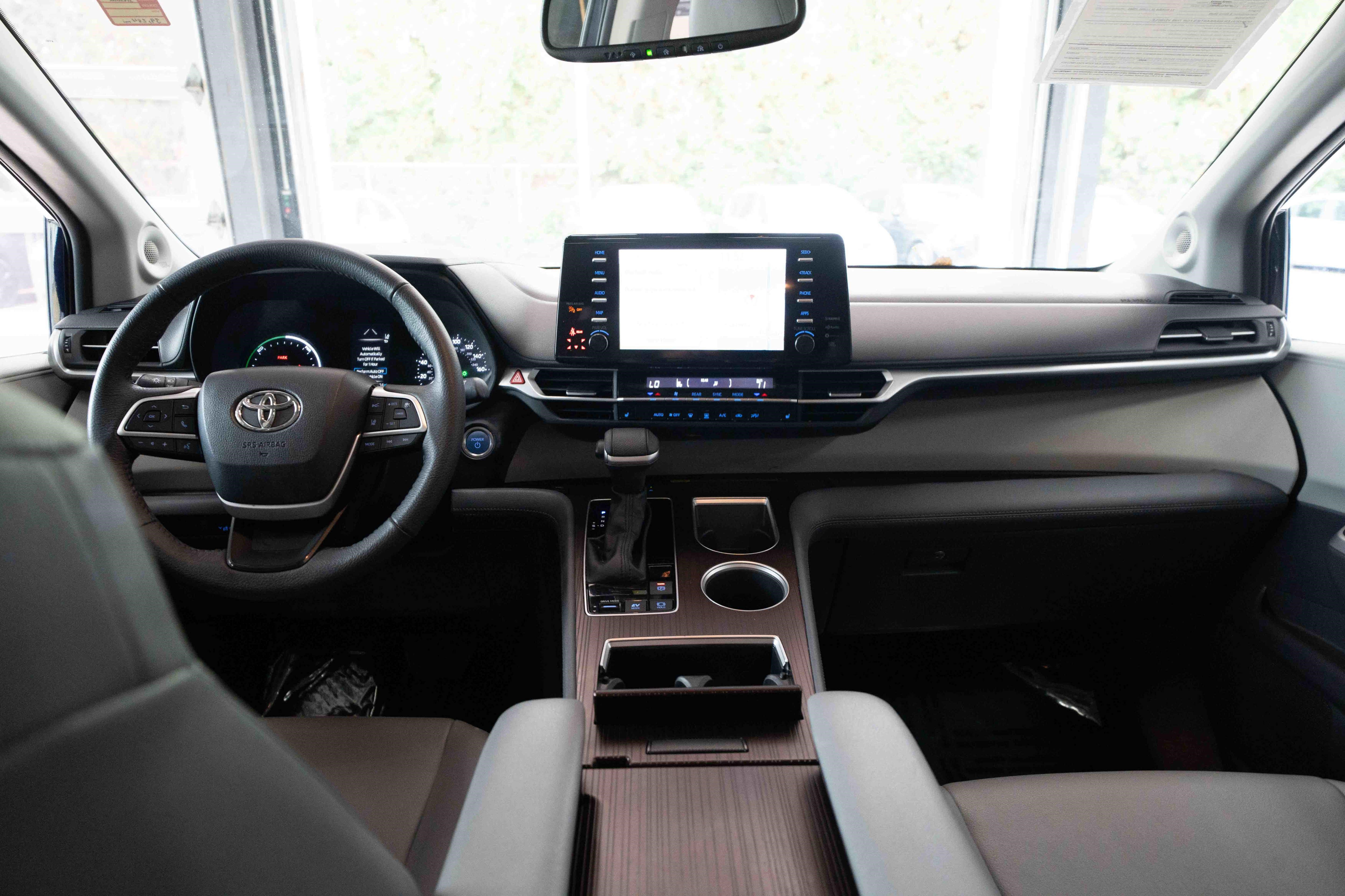Certified 2023 Toyota Sienna XLE w/ XLE Plus Package AWD/4WD image 20