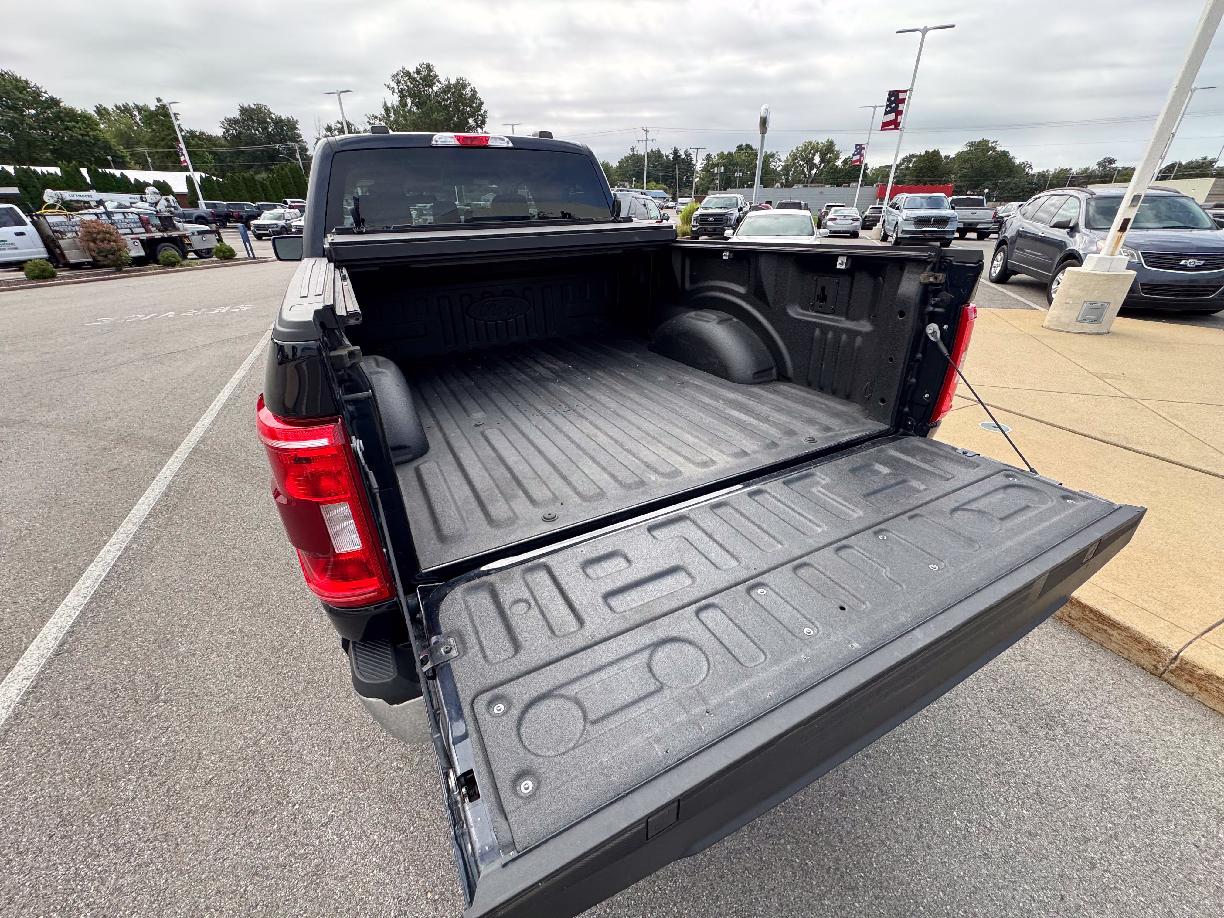 Certified 2023 Ford F150 XLT w/ Equipment Group 301A Mid AWD/4WD image 23