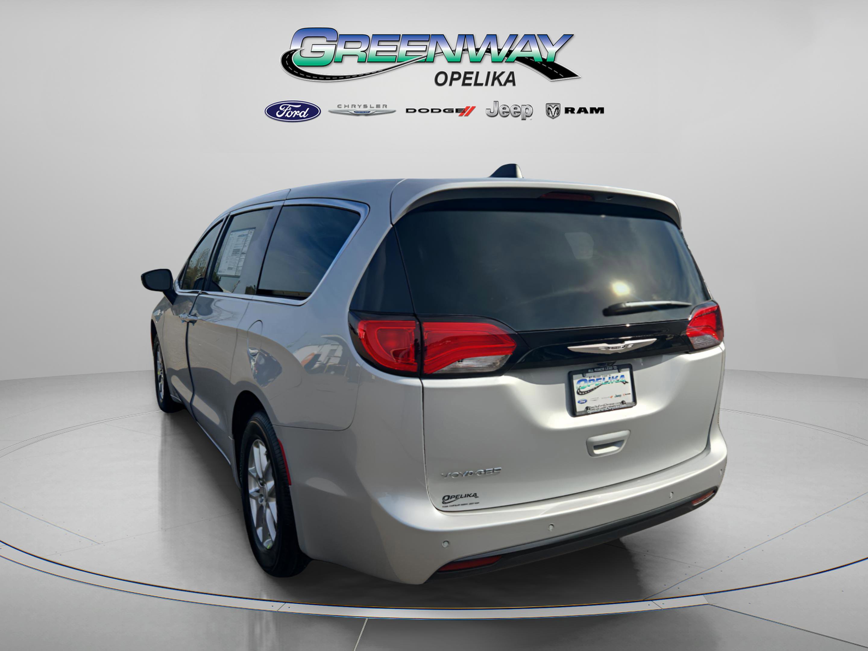 New 2026 Chrysler Voyager LX image 5