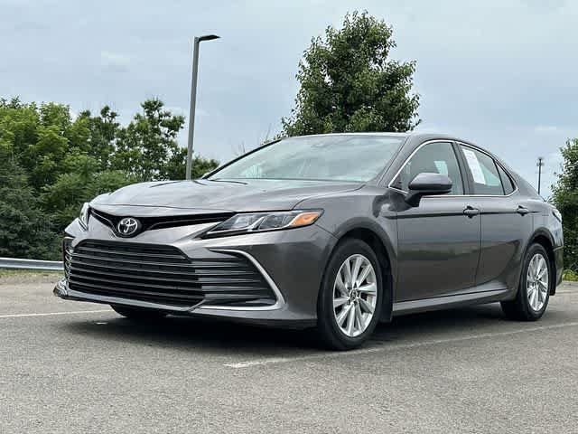 Used 2023 Toyota Camry LE FWD image 17