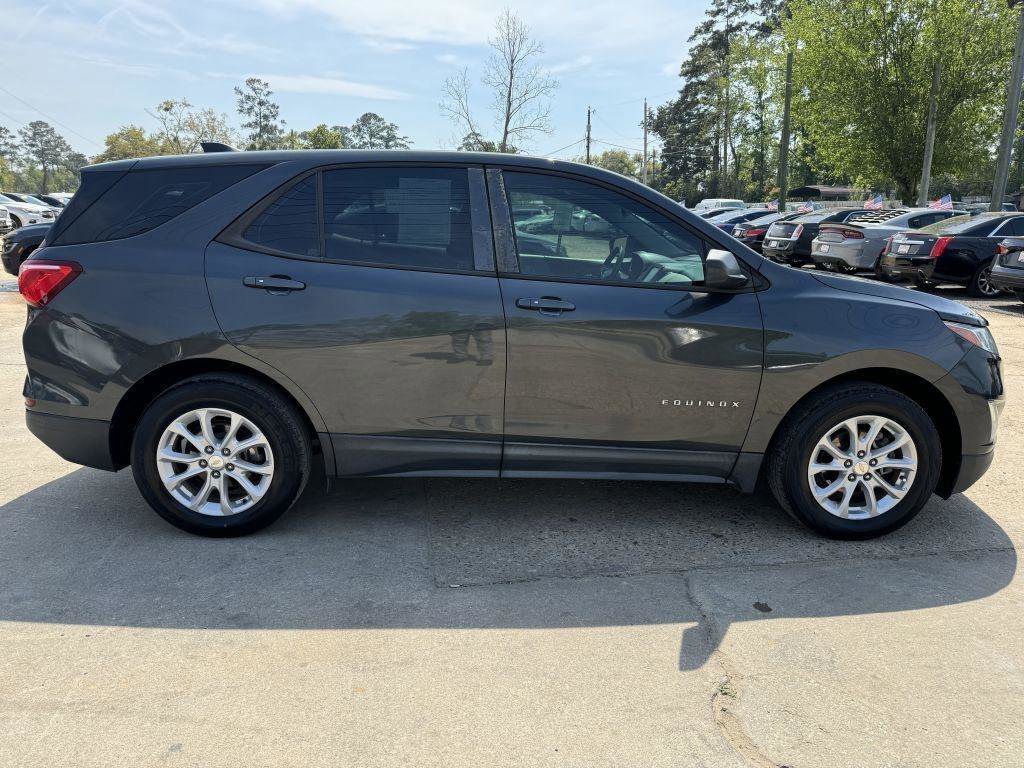Used 2018 Chevrolet Equinox LS image 4