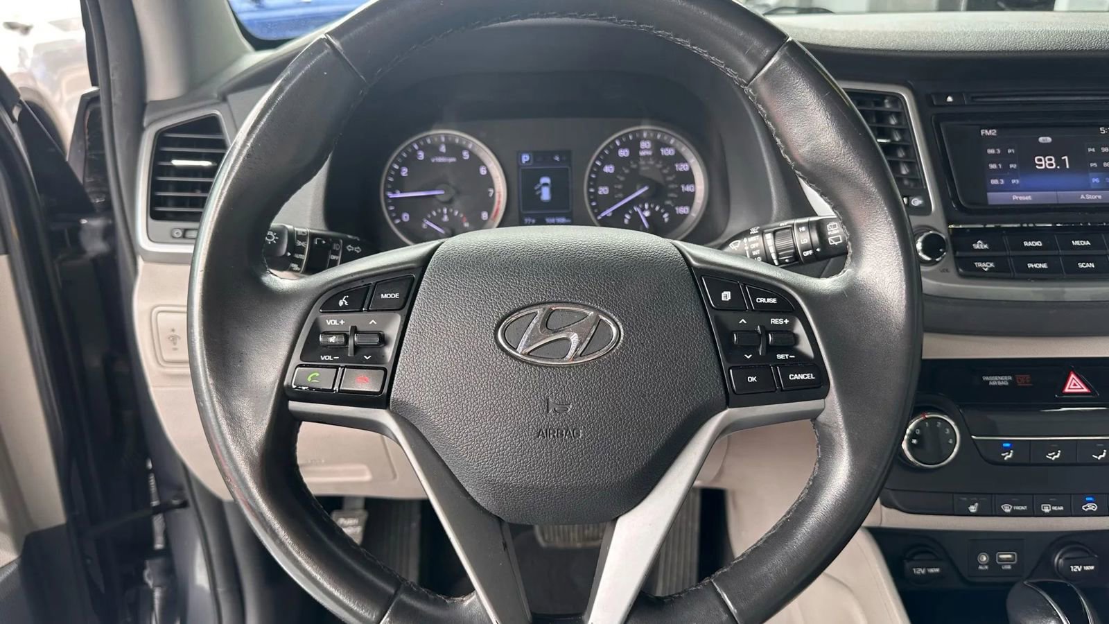 Used 2016 Hyundai Tucson Sport image 12