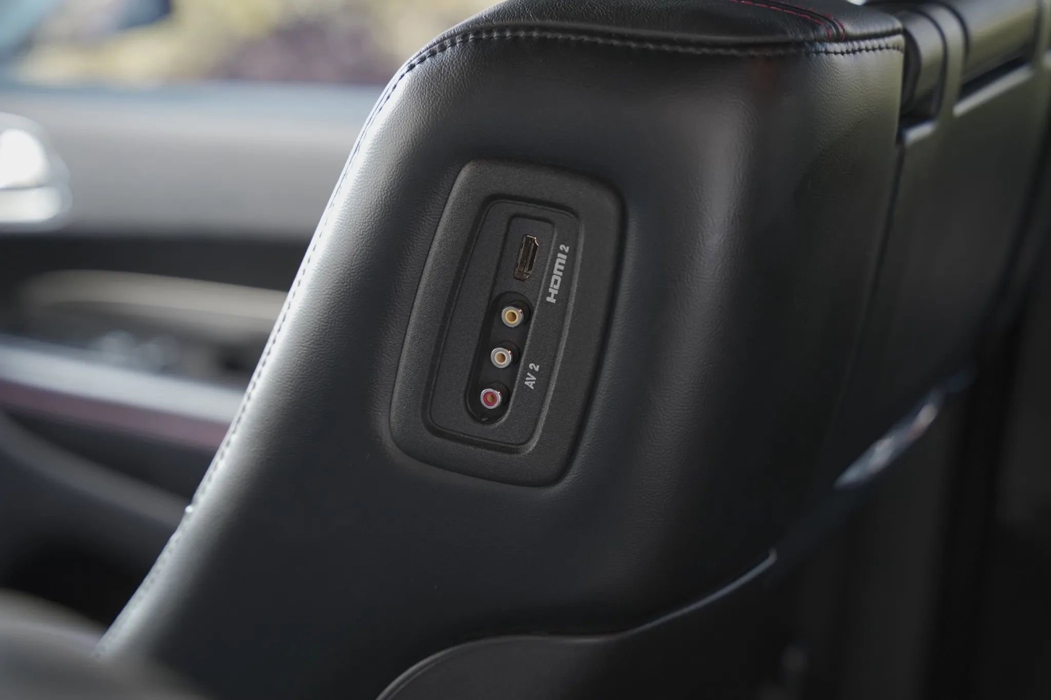 Used 2015 Dodge Durango R/T w/ Blacktop Package image 11