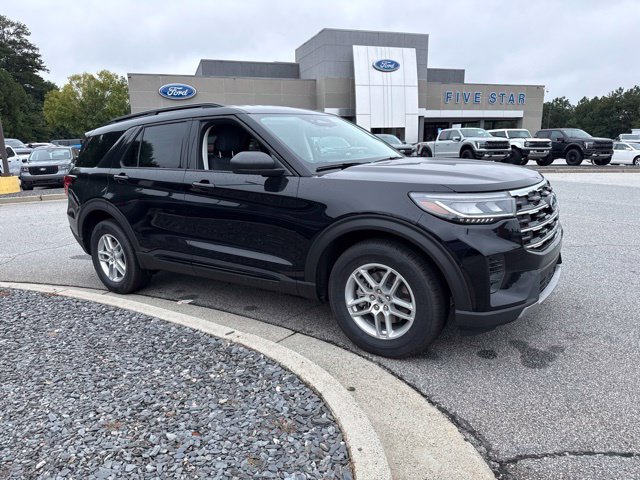 New 2026 Ford Explorer Active RWD image 2