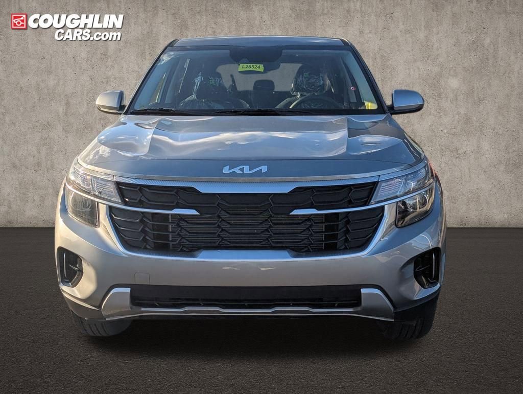 New 2026 Kia Seltos LX image 2
