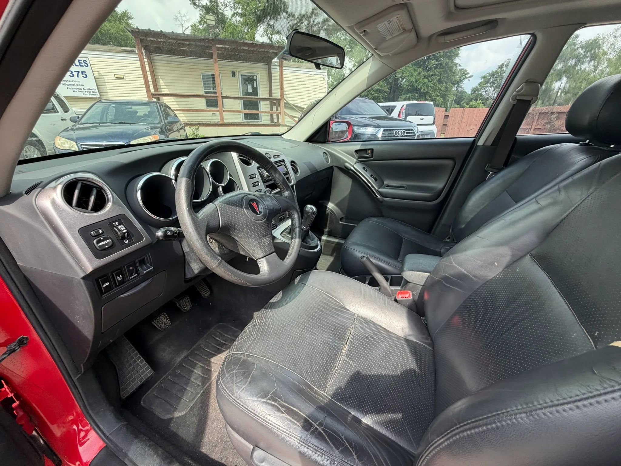 Used 2005 Pontiac Vibe GT w/ Power Group Value Package image 10