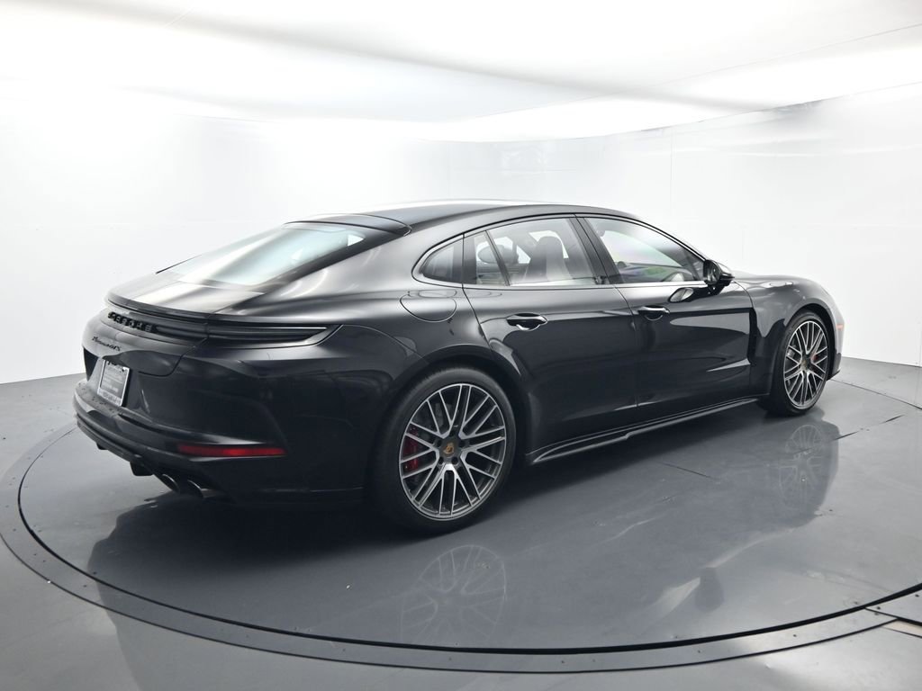 Certified 2026 Porsche Panamera GTS image 15