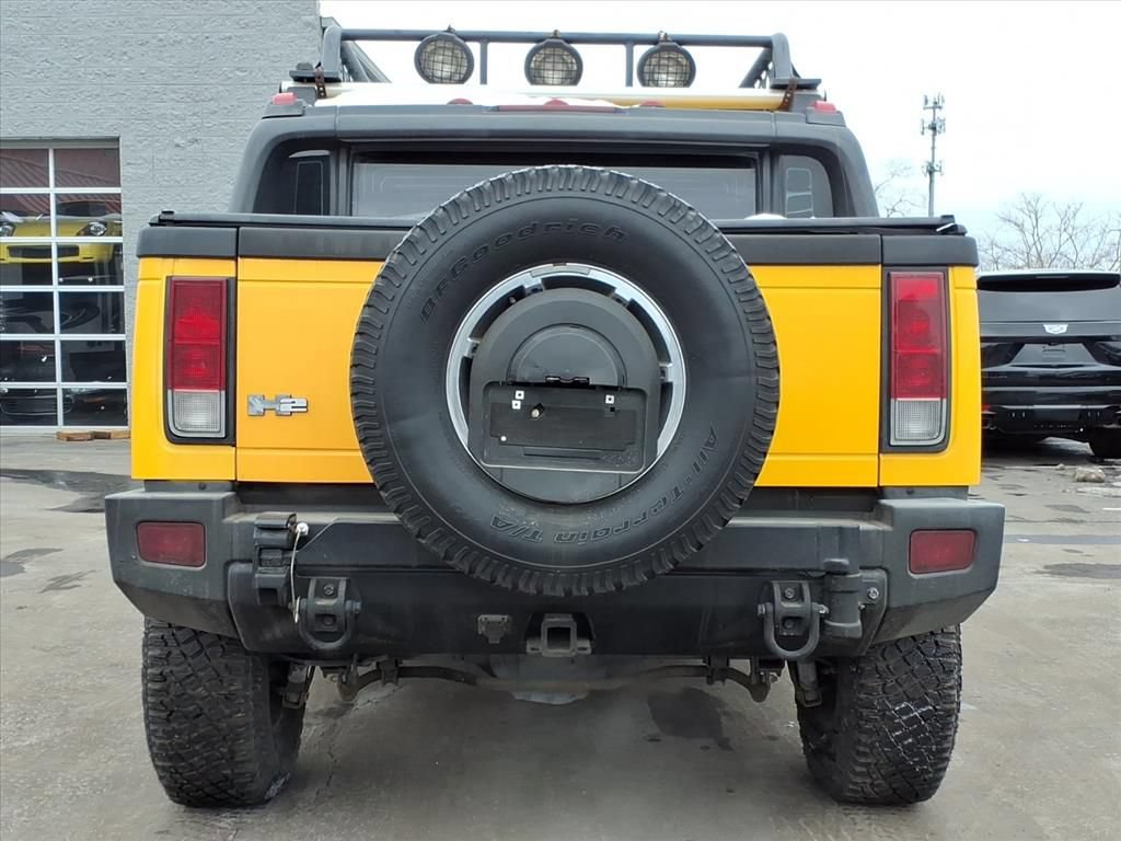 Used 2005 HUMMER H2 SUT w/ Preferred Equipment Group AWD/4WD image 4