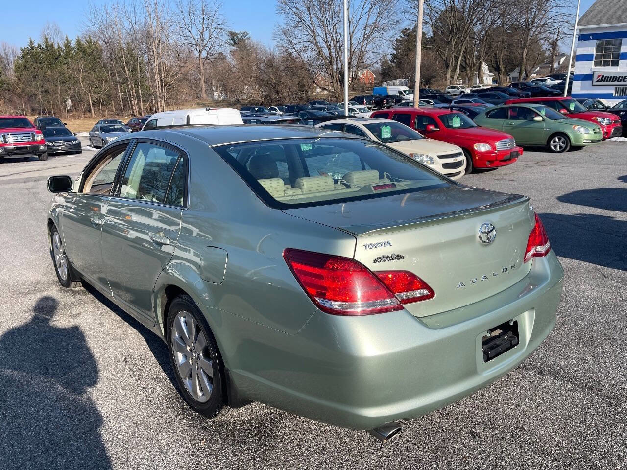 Used 2005 Toyota Avalon XLS image 4