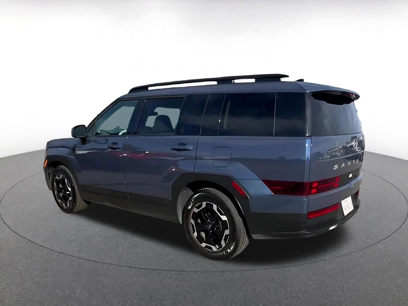 Used 2025 Hyundai Santa Fe SEL image 10