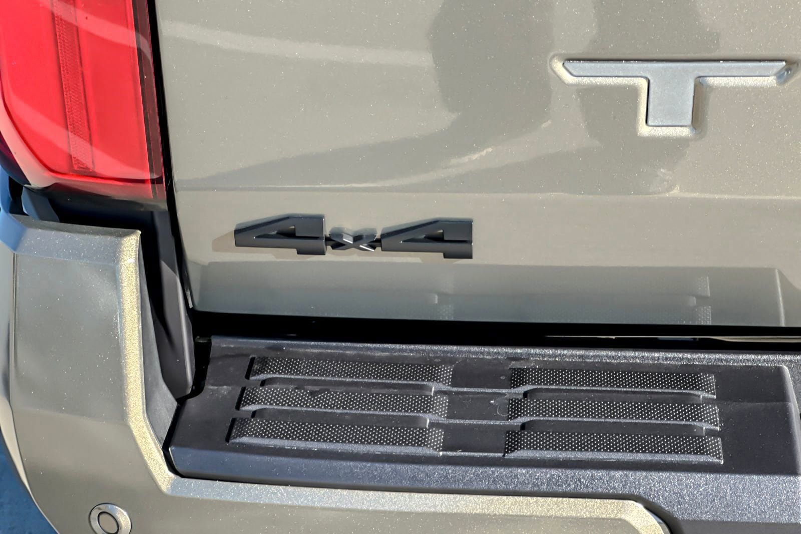 New 2026 Toyota Tacoma TRD Off-Road AWD/4WD image 31