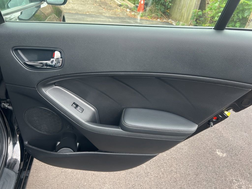 Certified 2016 Kia Forte LX image 16