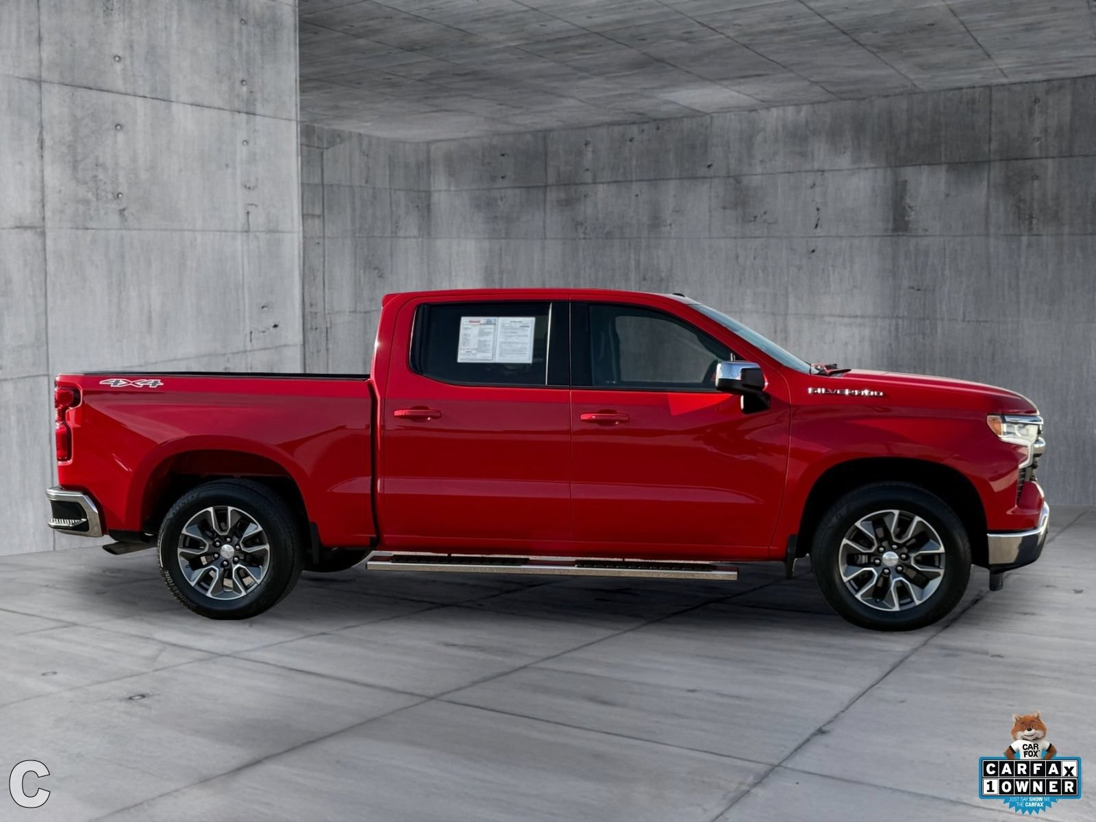 Used 2023 Chevrolet Silverado 1500 LT AWD/4WD image 8