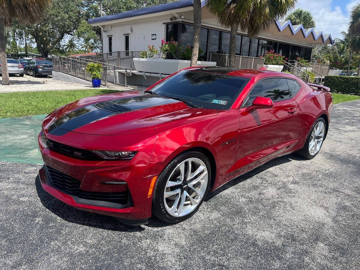 Used 2021 Chevrolet Camaro SS w/ Wild Cherry Design Package 2 RWD image 2
