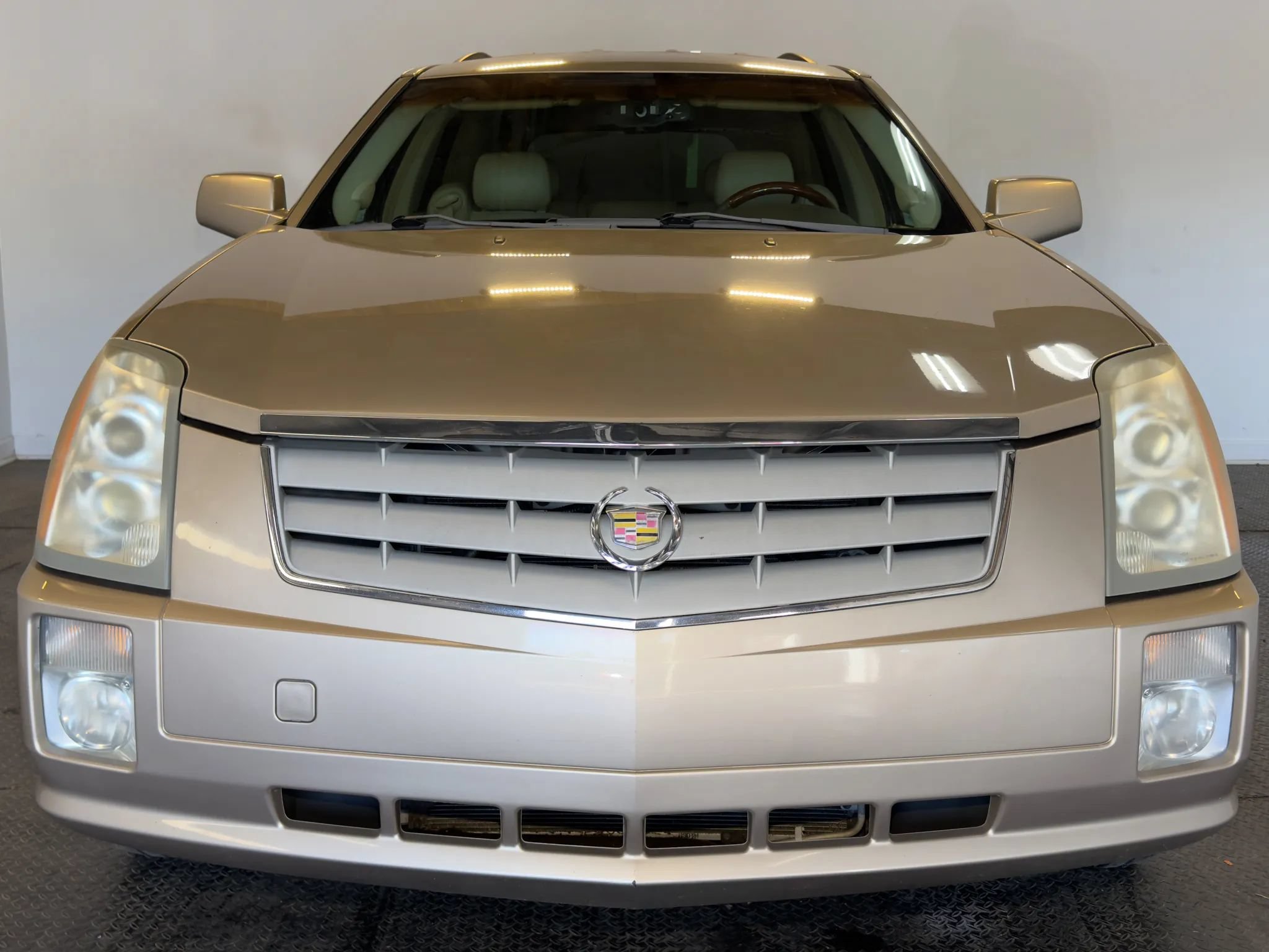 Used 2006 Cadillac SRX RWD image 3