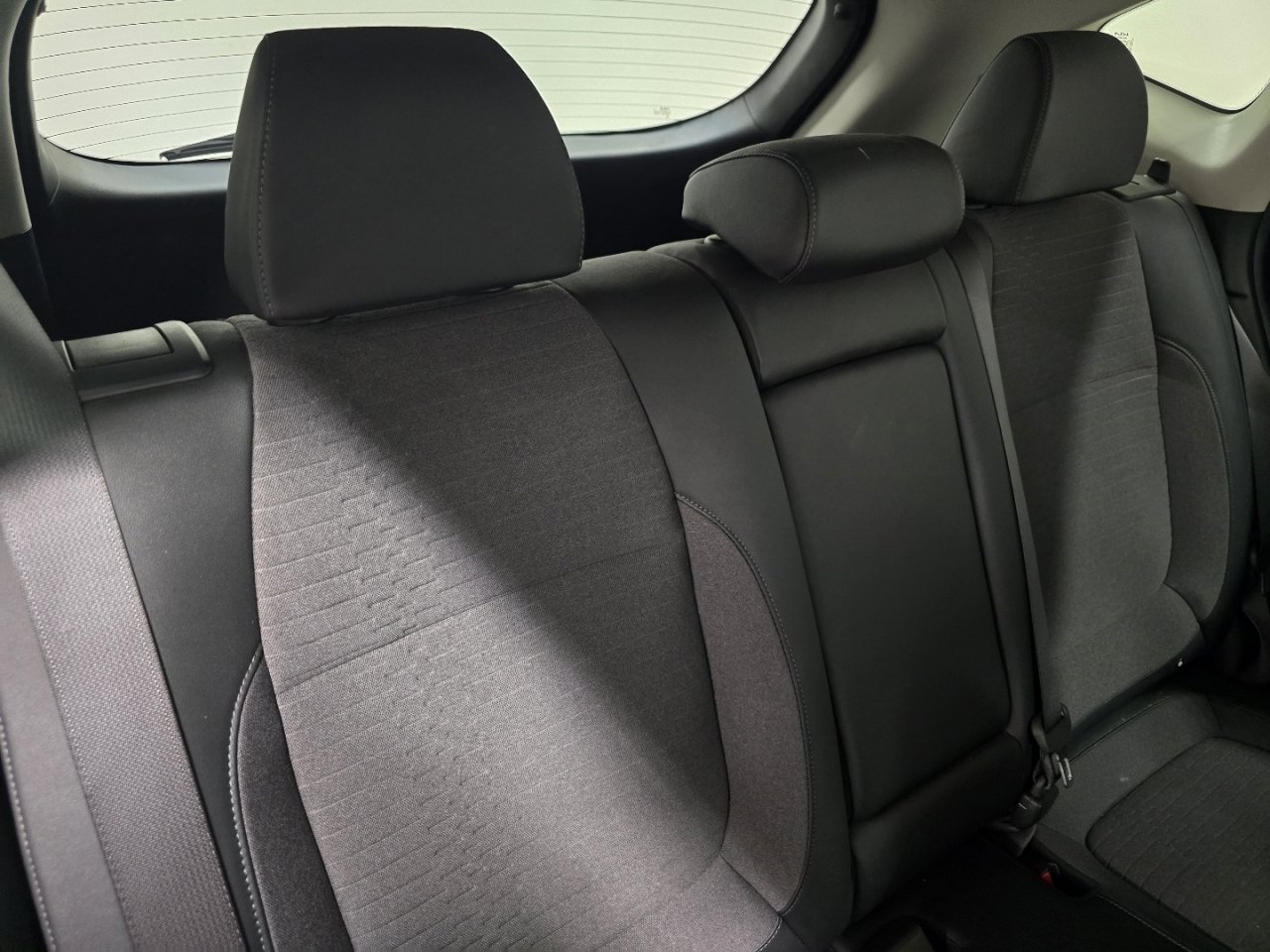 Used 2023 Kia Seltos S w/ Navigation Package image 17