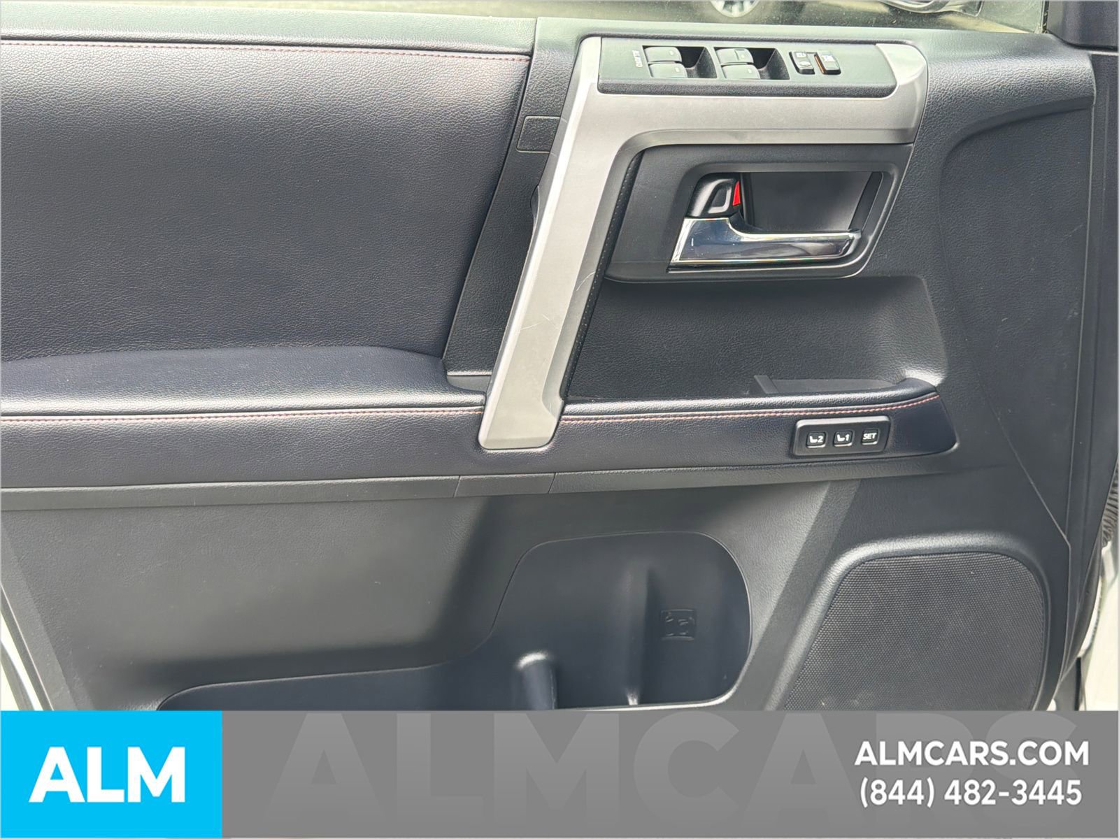 Used 2018 Toyota 4Runner Limited AWD/4WD image 11