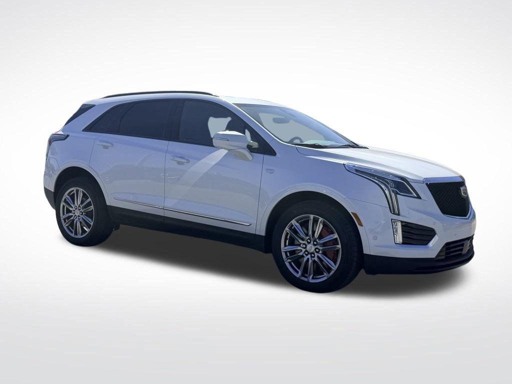 New 2026 Cadillac XT5 Sportv w/ LPO, Floor Liner Package AWD/4WD image 8