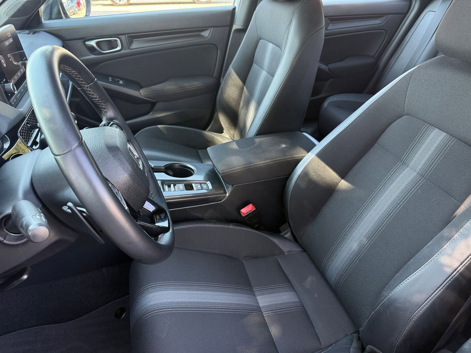 Used 2025 Honda Civic Sport image 36