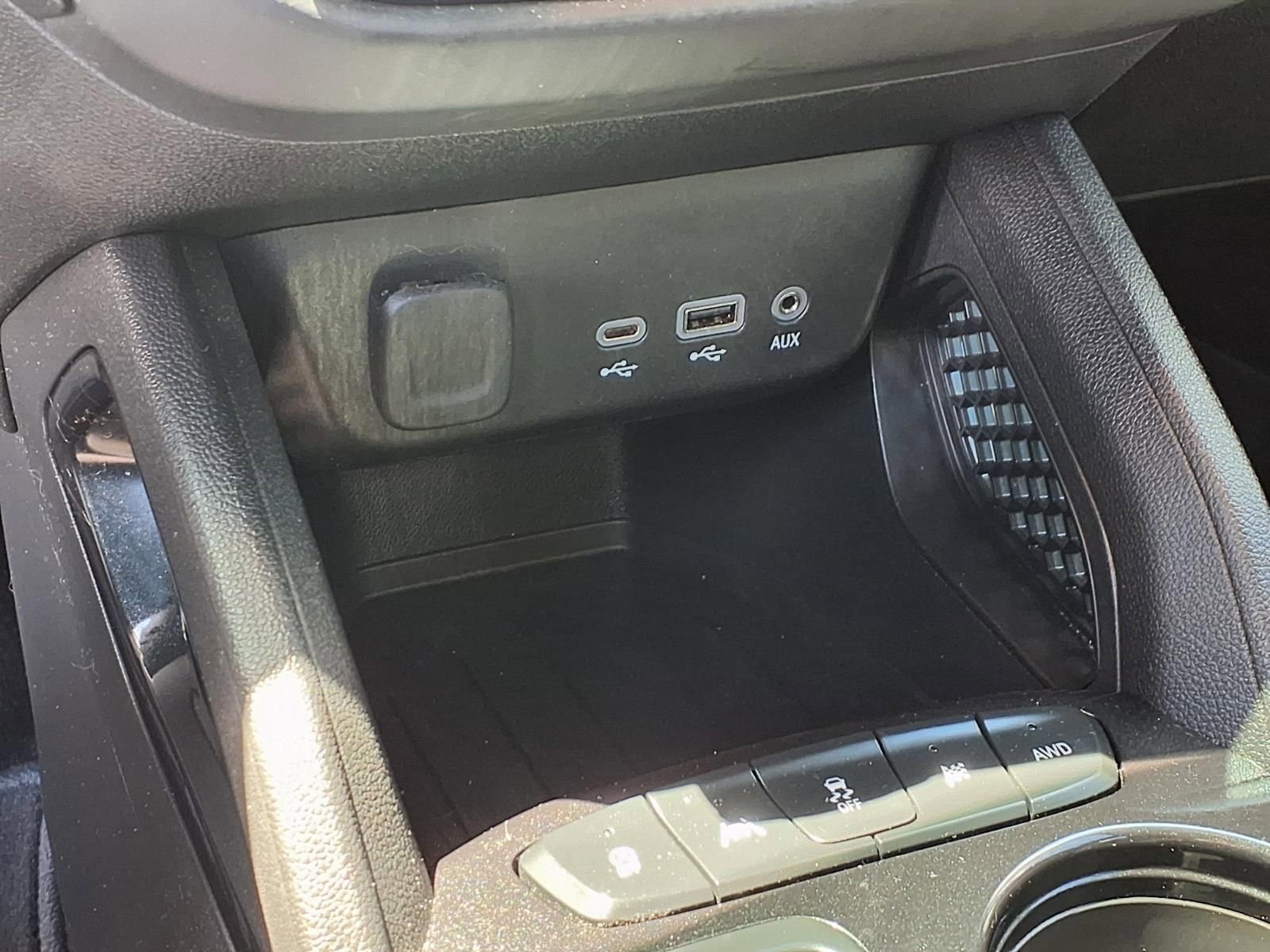 Used 2023 Chevrolet TrailBlazer LT w/ Convenience Package AWD/4WD image 10